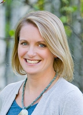 Headshot of Sara Glen